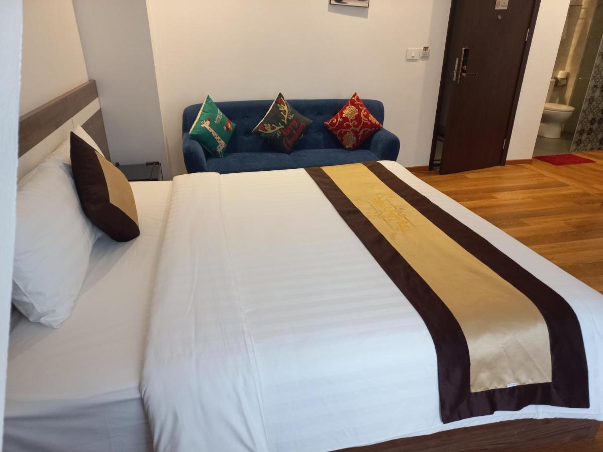 Tung Luxury Hotel 3*
